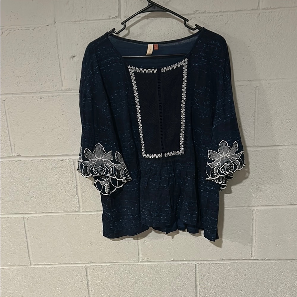 Anthropologie Pilcro Blue and White Orchid Embroidered Top